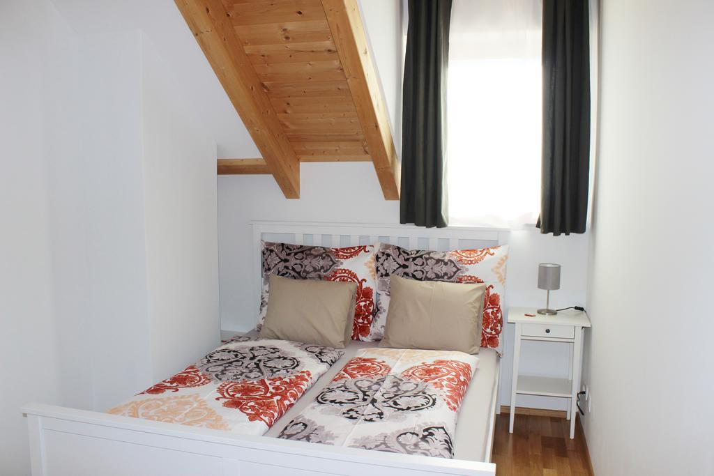 Ferienwohnung Earthloft Bad Kleinkirchheim Ruang foto