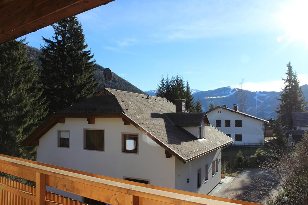 Ferienwohnung Earthloft Bad Kleinkirchheim Ruang foto