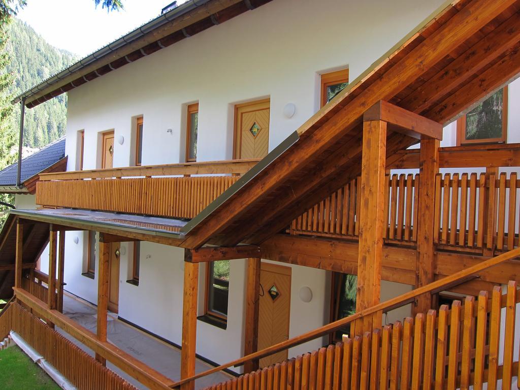 Ferienwohnung Earthloft Bad Kleinkirchheim Ruang foto